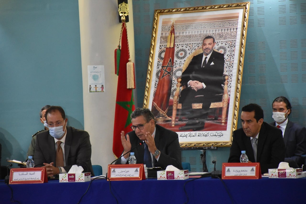 يساريو أكادير يكشفون ما جرى مع أخنوش بخصوص تدبير الجماعة الترابية