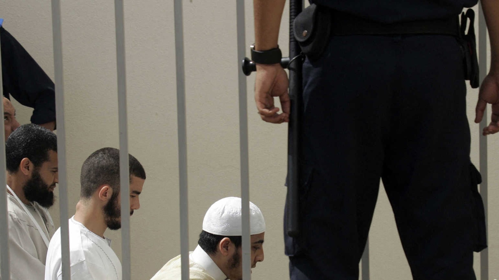 239 سجينا بقضايا إرهاب يستفيدون من برنامج مصالحة