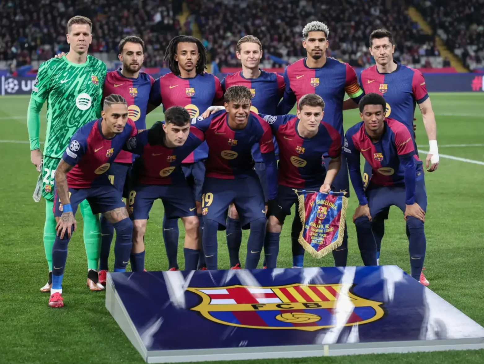 نادي برشلونة يستعد لخوض مباراة ودية بطنجة في 15 غشت المقبل نادي برشلونة يستعد لخوض مباراة ودية بطنجة في 15 غشت المقبل