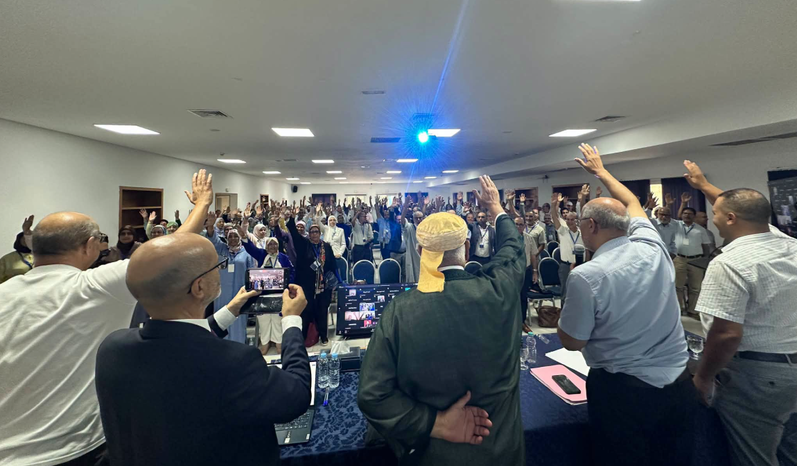 المجلس الوطني لحزب “العدالة والتنمية” يصوت بالإجماع على الاصطفاف في المعارضة المجلس الوطني لحزب “العدالة والتنمية” يصوت بالإجماع على الاصطفاف في المعارضة