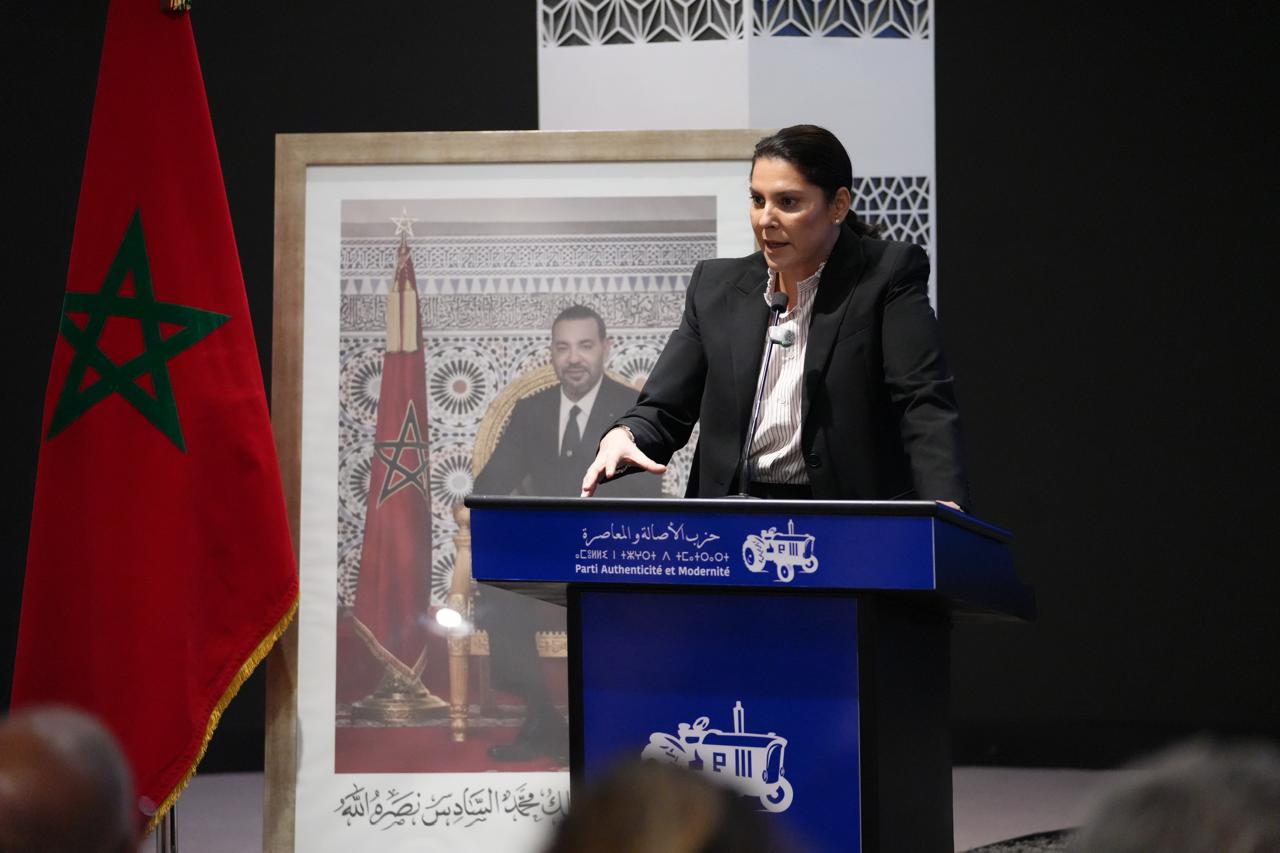 المنصوري تدعو برلمانيي “البام” إلى تحمل مسؤولياتهم وتؤكد أنها تطمح لتشكيل حكومة سياسية قوية المنصوري تدعو برلمانيي “البام” إلى تحمل مسؤولياتهم وتؤكد أنها تطمح لتشكيل حكومة سياسية قوية